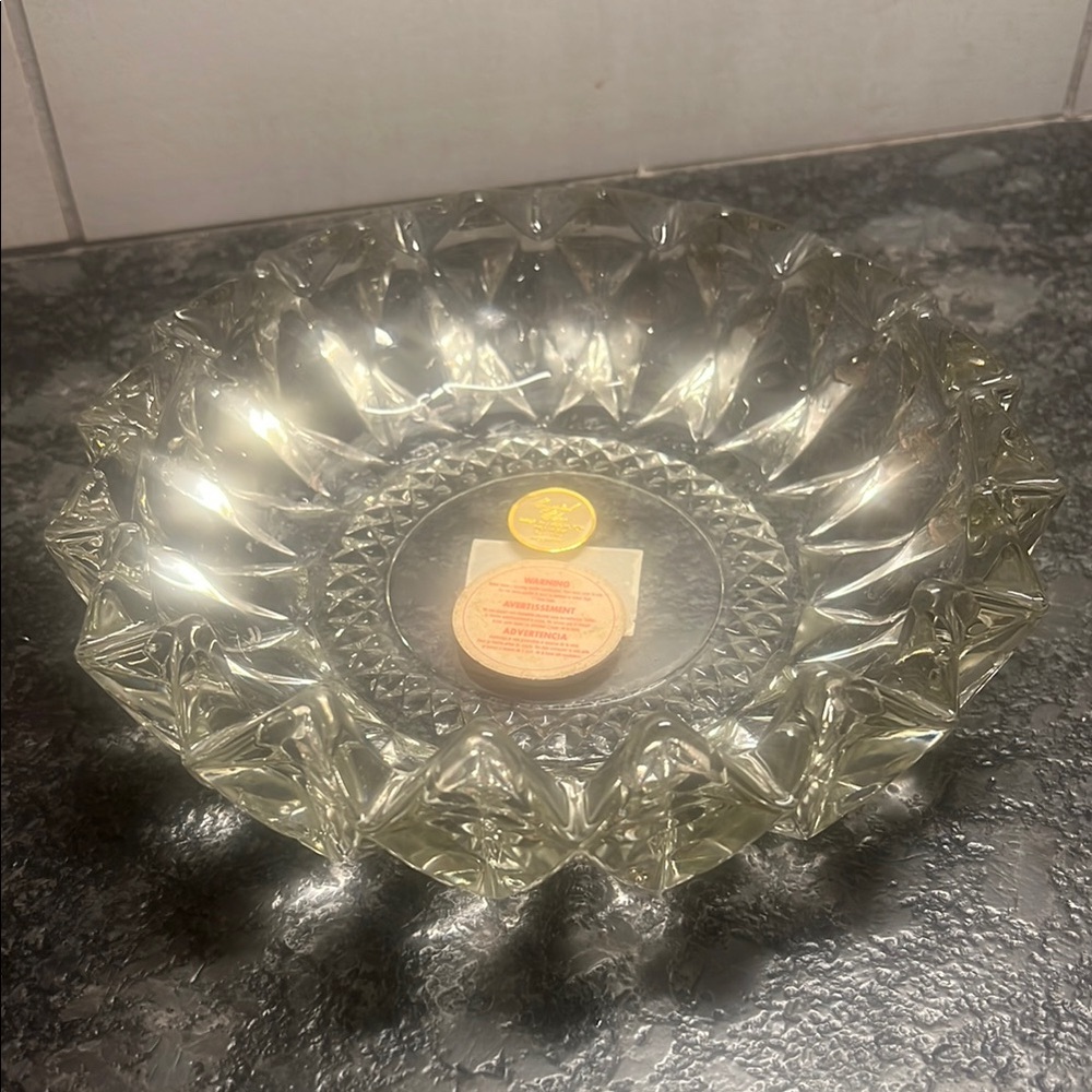 Elegant Crystal Glass Ashtray. Believed vintage. Heavy weight. New with …